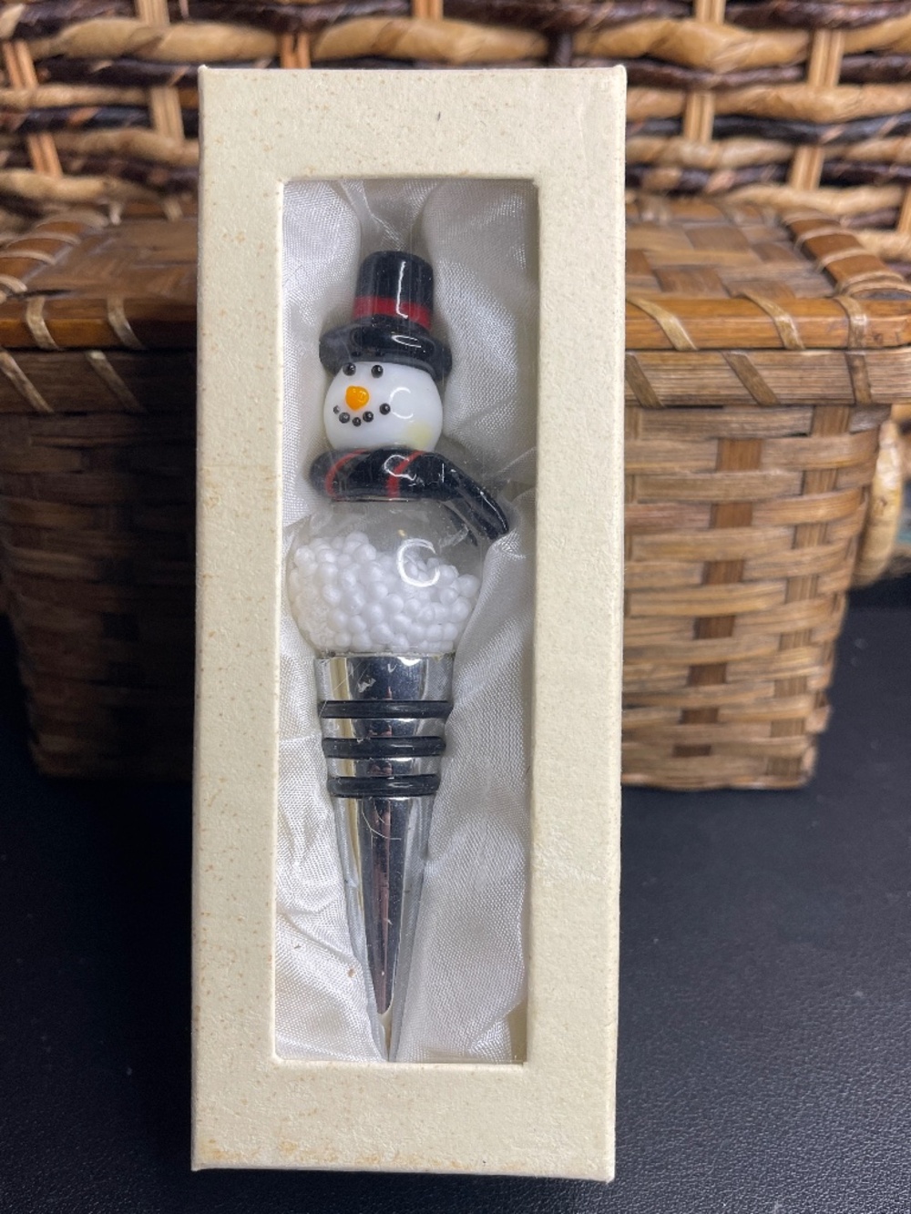 Festive Glass Snow Man With Snow Globe Body Wine Stopper NEW